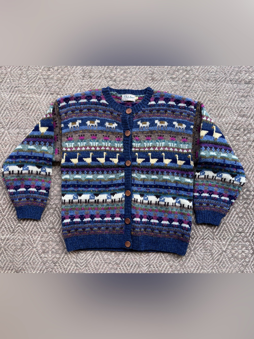 Vintage L.L.Bean 100% Wool Fair Isle Sheep Goose Novelty Cardigan L